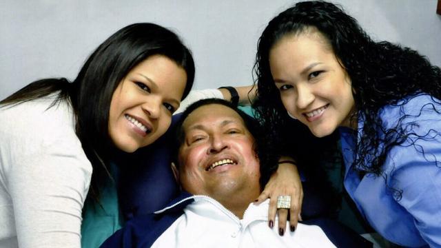 Le 15 février dernier, le gouvernement vénézuélien avait diffusé une photo de Hugo Chavez tout sourire à  l'hôpital cubain de La Havane. [Ministry of Communicaitons]