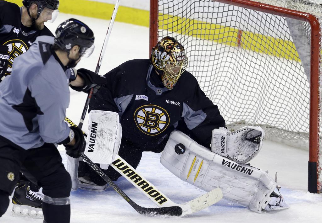 Le portier Tuukka Rask pourrait bien déjouer les plans des Blackhawks. [Elise Amendola]