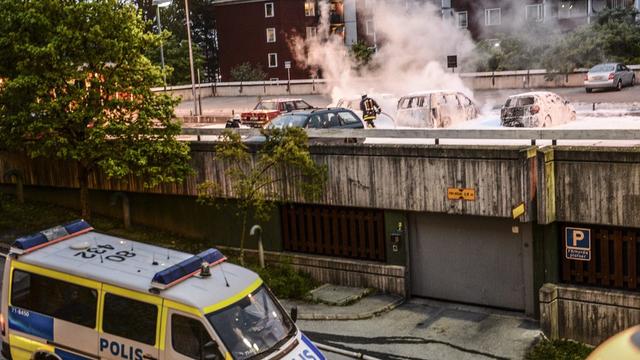 Des banlieues défavorisées de Stockholm vivent des nuits de tension depuis dimanche soir. [FREDRIK SANDBERG]