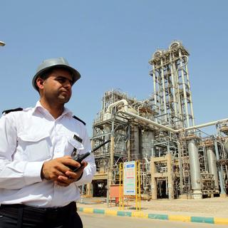 La production pétrolière iranienne souffre de l'embargo occidental. [EPA/Keystone - Abedin Taherkenareh]