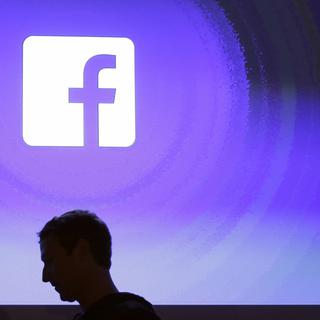 Depuis sa création, Facebook est critiqué pour ses règles de confidentialité. [AP/Marcio Jose Sanchez]
