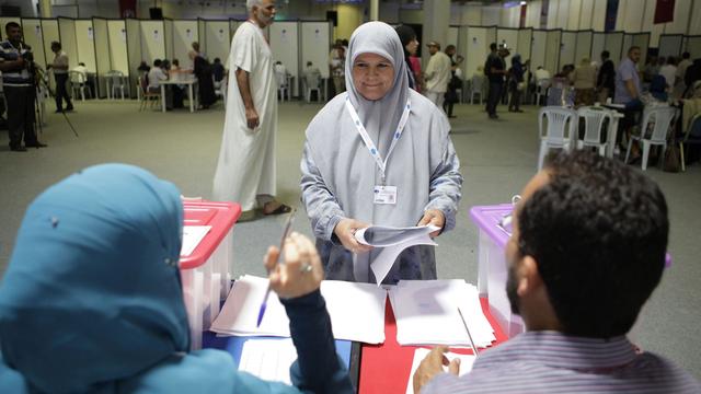 Les Tunisiens avaient porté le parti Ennahada au pouvoir en juin 2012. [Zoubeir Souissi]