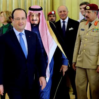 François Hollande a rencontré le roi Abdullah en Arabie saoudite. [AP]