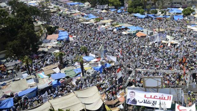 Les supporters de Mohamed Morsi se rassemblent au Caire. [Amr Abdallah Dalsh]