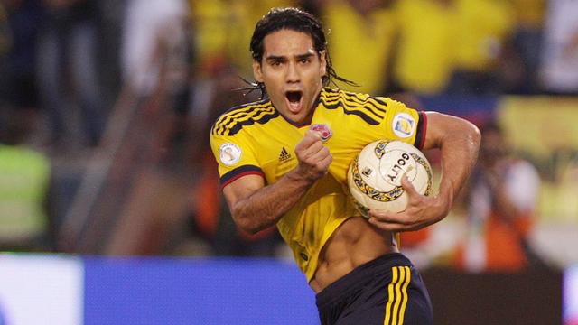 Grâce à deux penalties transformés, Falcao offre son ticket à la Colombie. [Mauricio Duenas]