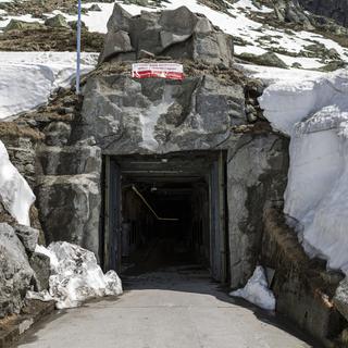L'armée suisse a placé de nombreux bunkers dans les entrailles de ses montagnes. [Gaëtan bally]