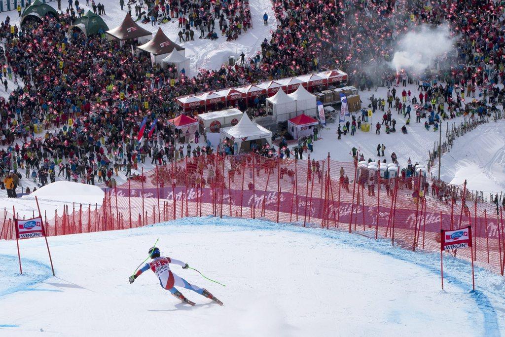 Carlo Janka of Switzerland speeds down the course below the Hundschopf during an Alpine Ski World Cup men's downhill, in Wengen, Switzerland, Saturday, Jan. 19, 2013. (KEYSTONE/Alessandro Della Bella) [Alessandro Della Bella]