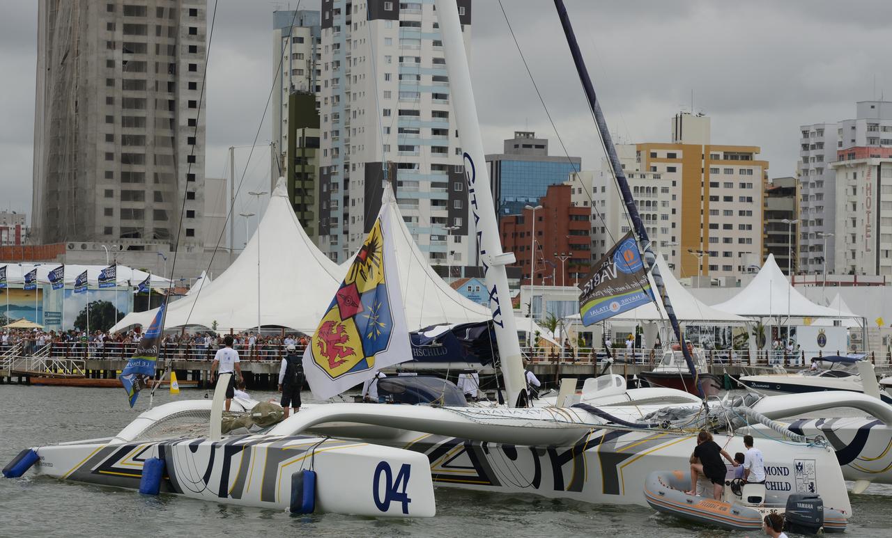 Le duo Josse-Caudrelier a relié Le Havre au Brésil en onze jours. [Rafaela Martins]