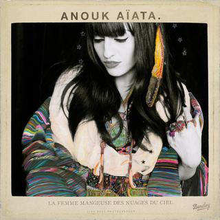 Pochette de l'album "La femme mangeuse des nuages du ciel" d'Anouk Aïata. [Universal]