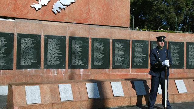 Le mémorial à Buenos Aires dédié aux Argentins morts lors de la guerre des Malouines. [Jean-Pierre Muller]