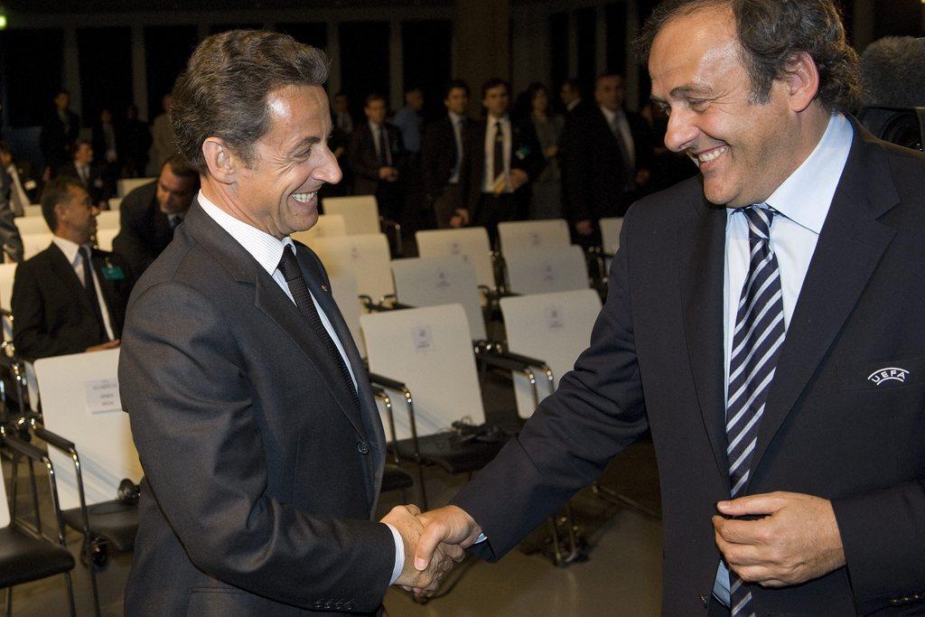 Nicolas Sarkozy et Michel Platini auraient oeuvré pour que le Qatar obtienne le Mondial 2022. [LAURENT GILLIERON]