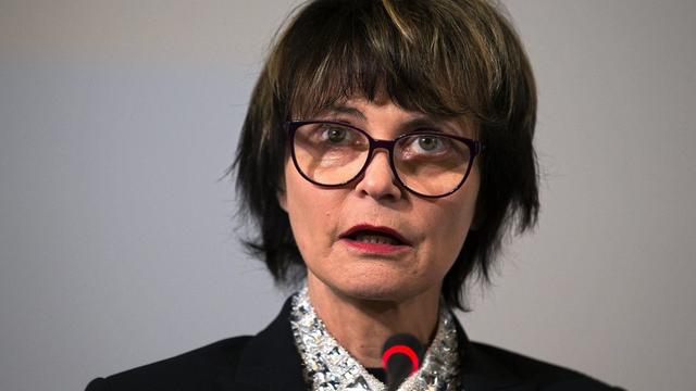 Micheline Calmy-Rey milite en faveur de l'élection du Conseil fédéral par le peuple. [Salvatore Di Nolfi]