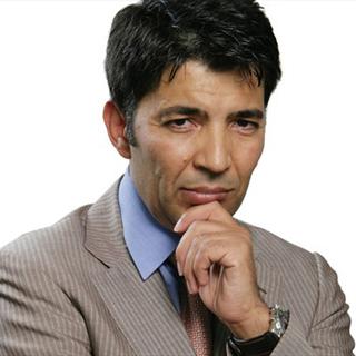 Hasni Abidi, Chargé de cours à l'Institut européen de l'Université de Genève, directeur du centre d'études et de recherche sur le monde arabe et méditerranéen (CERMAM).