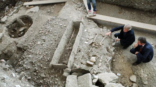 Le chantier de l'esplanade de Saint-Antoine a révélé des vestiges archéologiques d'importance. [Magali Girardin]