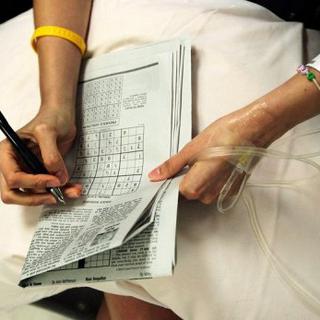 Une patiente subit une chimiothérapie au Centre anticancer de Cape Fear Valley à Fayetteville le 4 août 2010