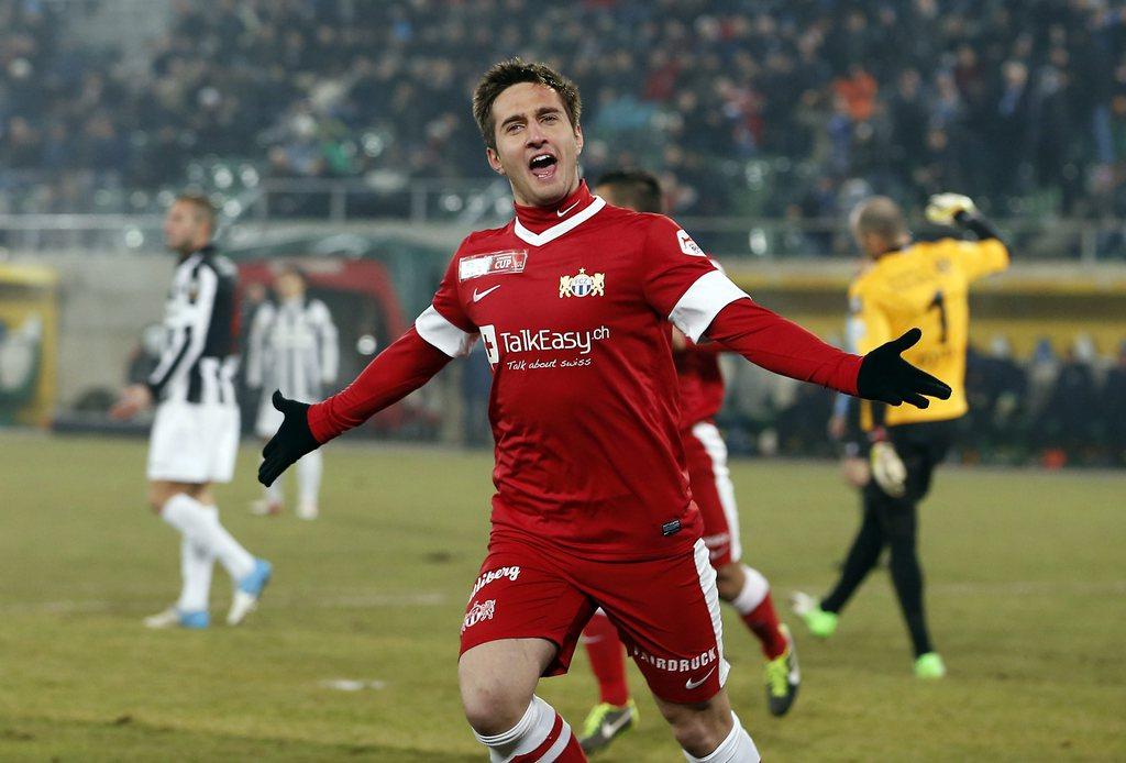 FC Zuerich Stuermer Mario Gavranovic feiert seinen Treffer zum 0-1 waehrend dem Schweizer Cup 1/4-Final Fussballspiel zwischen dem FC Wil (Challenge League) und dem FC Zuerich (Super League) am Mittwoch, 27. Februar 2013, im Stadion AFG ARENA in St.Gallen. (KEYSTONE/Patrick B. Kraemer) [Patrick B. Kraemer]