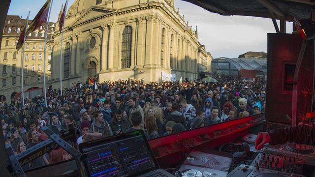 Cette année, la manifestation a rassemblé entre 3000 et 4000 personnes. [Marcel Bieri]