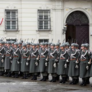 Les Autrichiens ont voté pour le maintien du service militaire obligatoire et contre une armée de métier [Hans Punz / AP Photo]