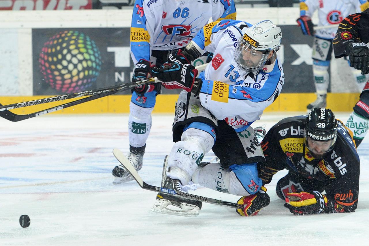 A l'image de Beni Plüss, les Fribourgeois se sont battus sur tous les pucks. [EQ Images - Daniel Teuscher]