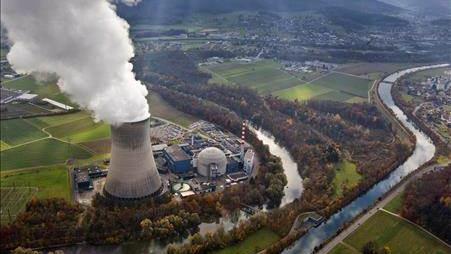 La centrale nucléaire de Gösgen dans le canton de Soleure a été mise en service en 1979. [Keystone]