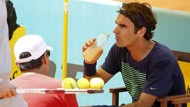 Federer a pu peaufiner ce week-end sa préparation sur les courts de Madrid. [KEYSTONE - CHEMA MOYA]