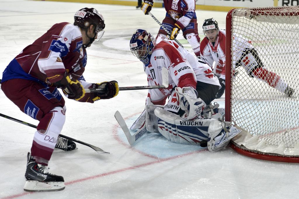 Hackett, le gardien de Rochester, a aussi joué pour le Canada! [Peter Schneider]