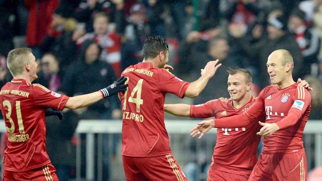 A la fête samedi en championnat, le Bayern de Shaqiri (2e depuis la droite) s'attend à une autre opposition mardi soir. [Andreas Gebert]