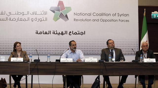La coalition d'opposition syrienne pourrait se scinder si une partie acceptait d'aller à Genève alors que l'autre s'y oppose. [EPA/Keystone - Sedat Suna]
