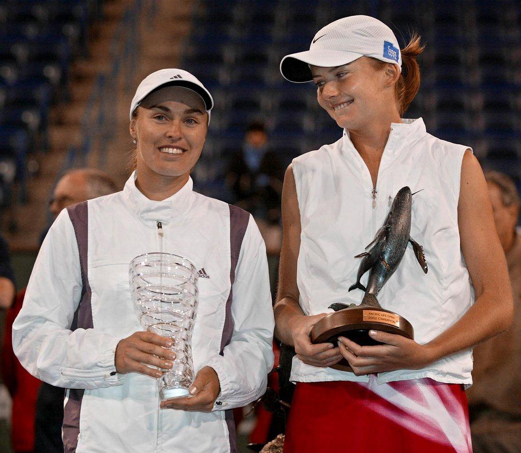 Martina Hingis, ici aux côtés d'Hantuchova, n'a plus joué de match officiel depuis 2007. [Mike Nelson]