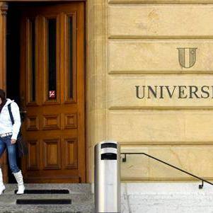 L'Université de Neuchâtel espère un retour à la normale après la crise qui a secoué la faculté des sciences économiques.