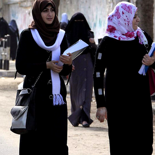 Les étudiantes de l'université Al-Aqsa de Gaza doivent respecter désormais un nouveau code vestimentaire. [EPA/Keystone - Mohammed Saber]