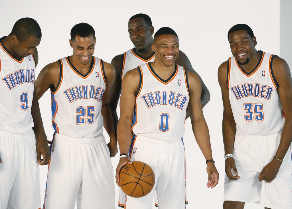 Ibaka, Sefolosha, Perkins, Westbrook et Durant (de gauche à droite) [Sue Ogrocki]