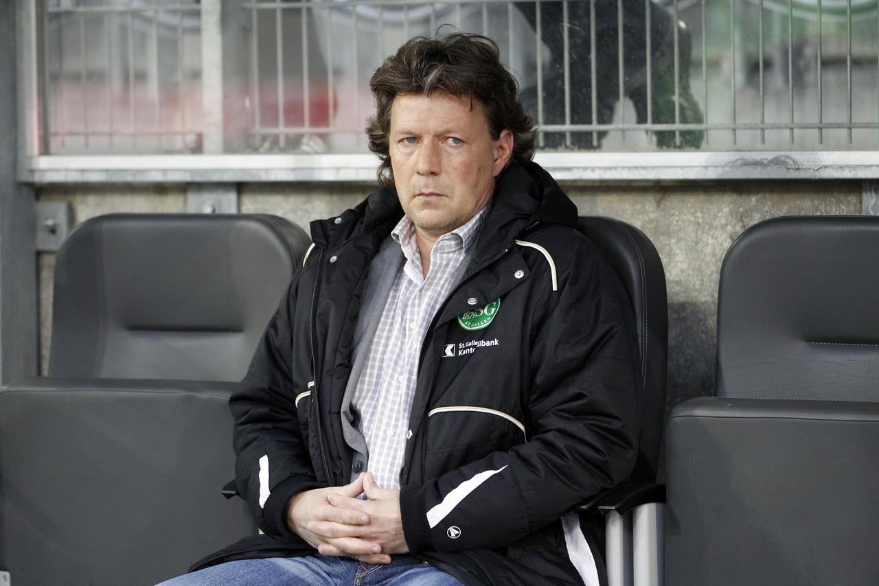 Pas la mine des grands jours pour Jeff Saibene, le coach de St-Gall. [EQ Images - Marc Schumacher]