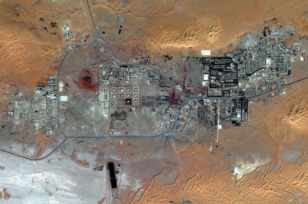 Le complexe gazier d'In Aménas se situe non loin de la frontière libyenne dans le sud-est de l'Algérie. [KEYSTONE - DigitalGlobe]