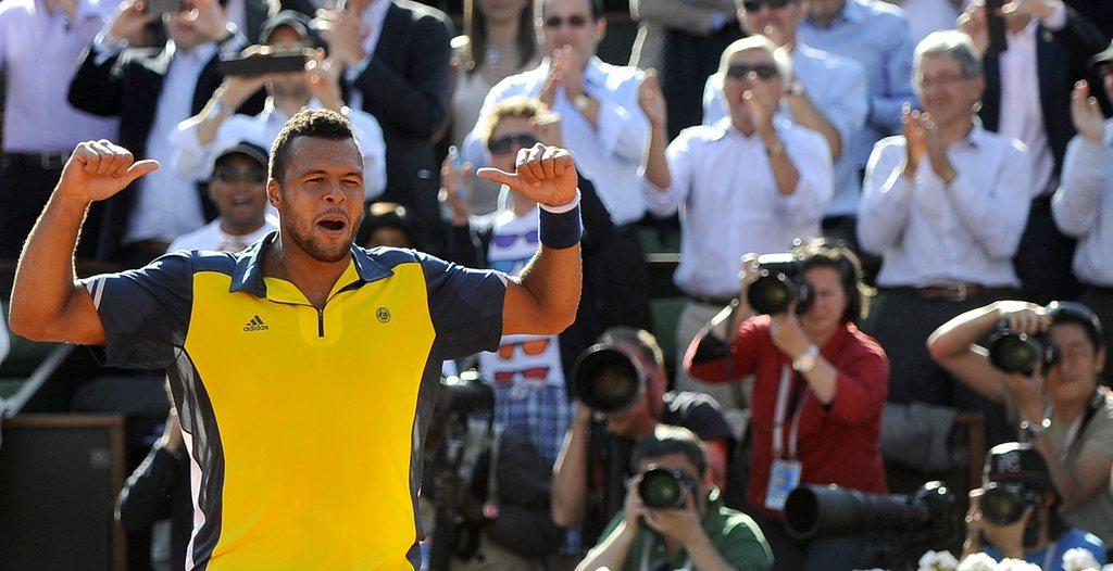 Porté par le public, Tsonga a joué son meilleur tennis face à Federer. [YOAN VALAT]