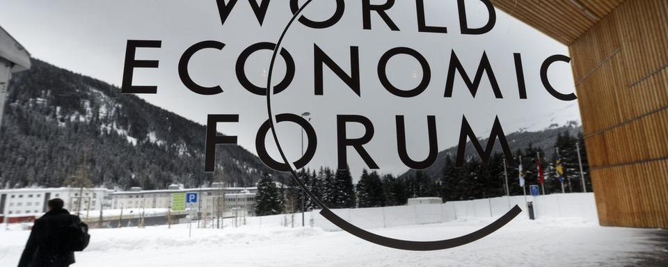 Le 43e Forum économique mondial démarre mercredi 23 janvier dans la station grisonne de Davos. [Laurent Gillieron]