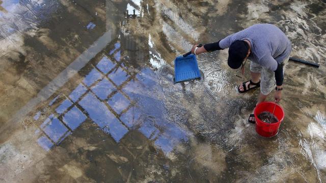 L'eau se fait rare à Tacloban. [EPA/Keystone - Francis R. Malasig]