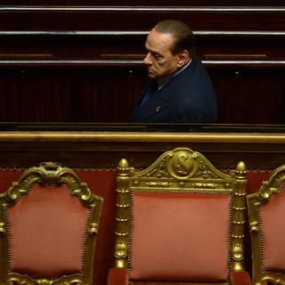 Silvio Berlusconi ne déambulera plus au Sénat. [Filippo Monteforte]