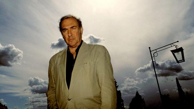 2005 - Harold Pinter (Royaume-Uni) - Né en 1930, l'écrivain britannique est "généralement considéré comme le représentant le plus éminent du théâtre dramatique anglais de la seconde moitié du XXe siècle", note l'Académie suédoise. Se tenant soigneusement à l'écart de l'"establishment", Harold Pinter, décédé en 2008, avait refusé d'être anobli par la reine Elizabeth. Il avait toutefois accepté la Légion d'honneur française en 2007. [leemage - Leemage]