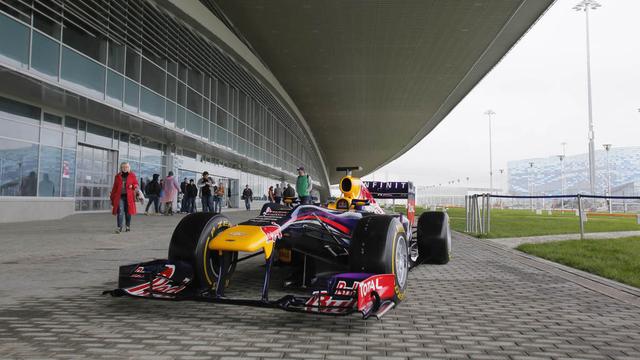 La Red Bull de Vettel exposée au parc olympique de Sochi, en avril dernier. [Igor Yakunin]