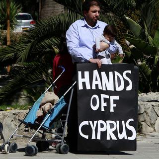 Les Chypriotes ne décolèrent pas. [Petros Karadjias]
