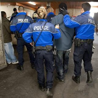 L'UDC va déposer une interpellation urgente sur le deal de rue à Lausanne. [Keystone - Dominic Favre]