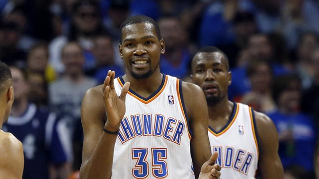 Durant (23 points /10 rebonds) tout sourire après le succès du Thunder. [Sue Ogrocki]