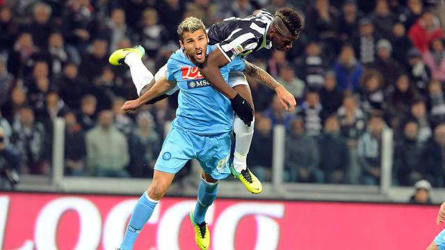 Valon Behrami (en bleu) s'est blessé dimanche soir contre la Juventus. [IPP]