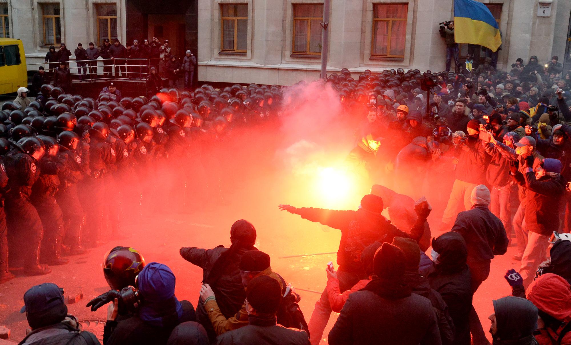 Les violences ont éclaté devant le palais présidentiel à Kiev. [Vasily Maximov]