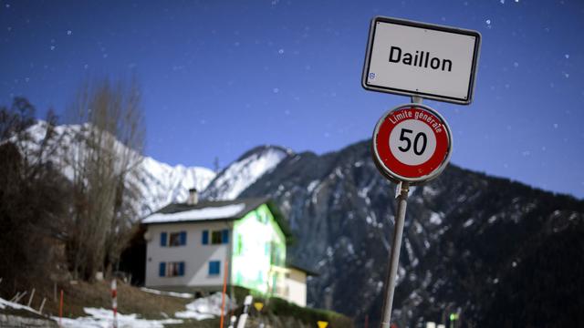 Le village de Daillon est sous le choc ce jeudi matin 03.01.2012. [Fabrice Coffrini]