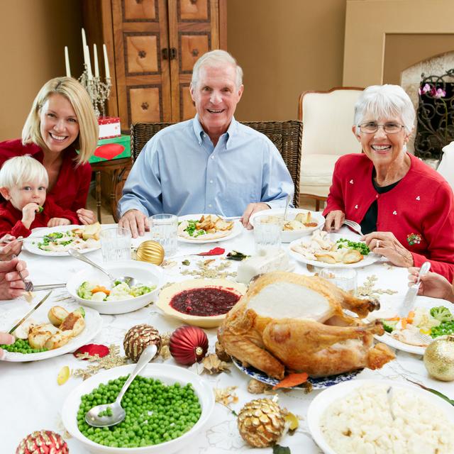 Les repas en famille vont-ils disparaître? [Monkey Business]