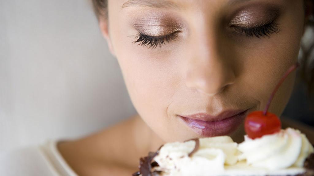 Notre cerveau nous fait parfois croire que goût et odorat font qu'un. [Jupiterimages]