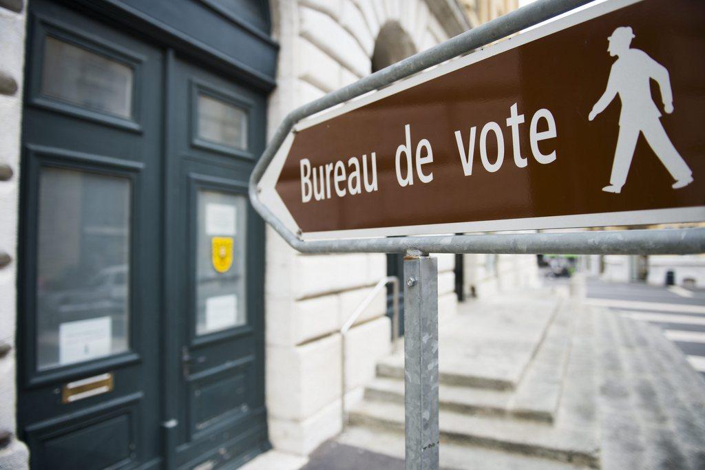 Neuchâtel vote élections neuchâteloises élection bureau votation [Jean-Christophe Bott]