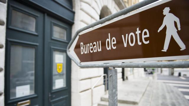 Neuchâtel vote élections neuchâteloises élection bureau votation [Jean-Christophe Bott]
